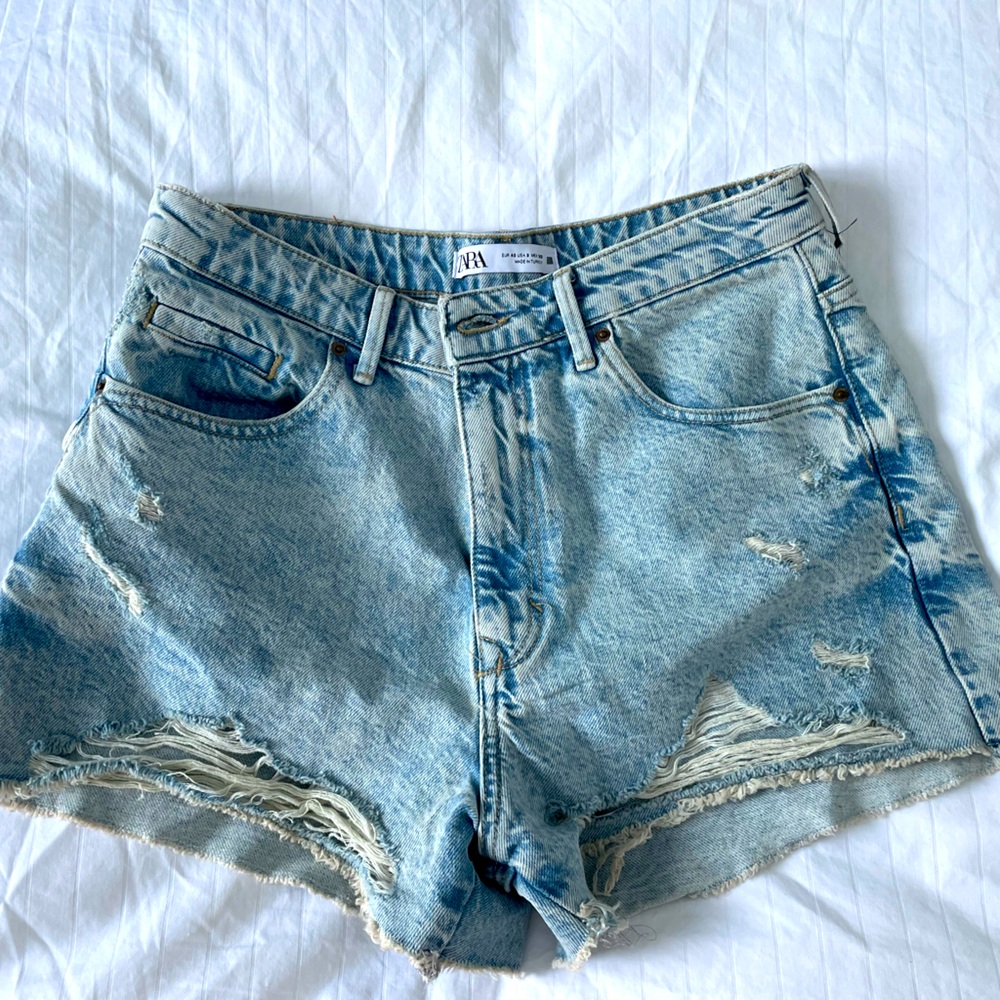 Zara Short